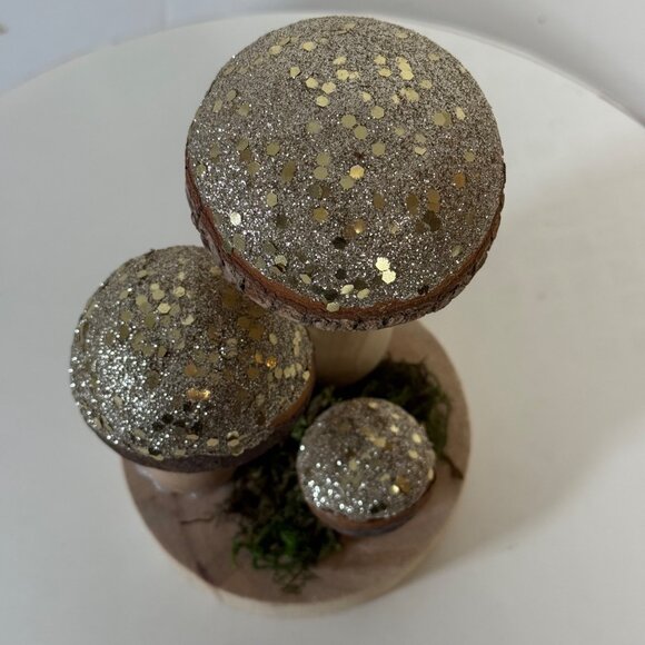 Retro Style Mushroom Figurine Set Golden Glitter Cap Fairy Garden Wood Resin - Picture 12 of 14
